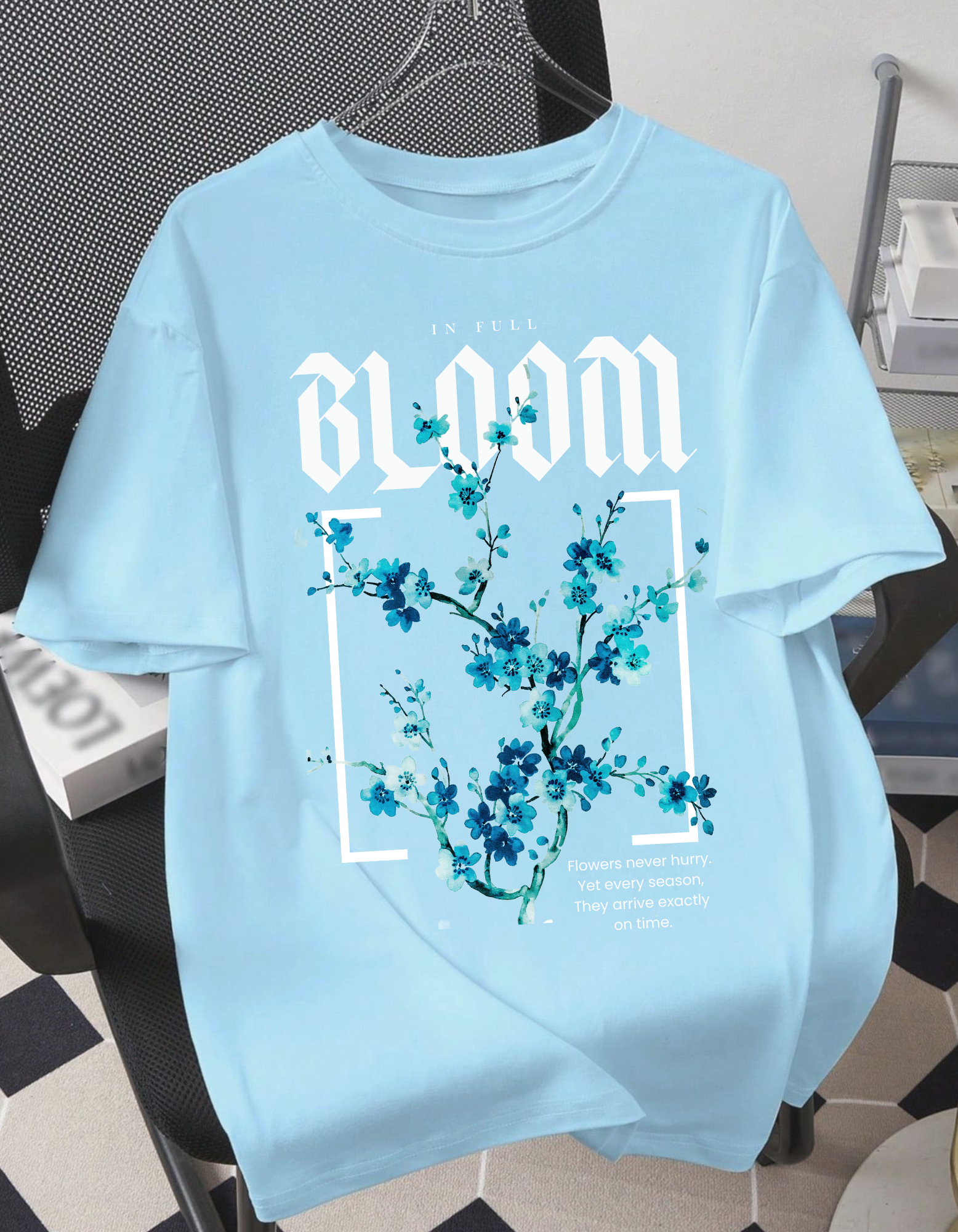 Women's  Oversized Full Bloom T-Shirt