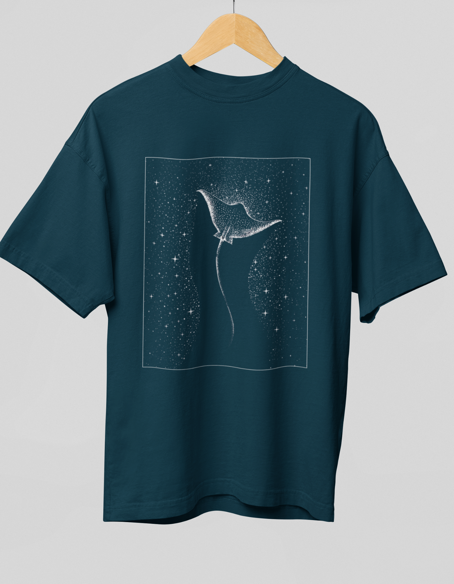 women's Oversized Stingray printed T-Shirt